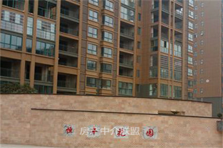 密州长运·牡丹文苑3室2厅2卫117万130m2带付房车位